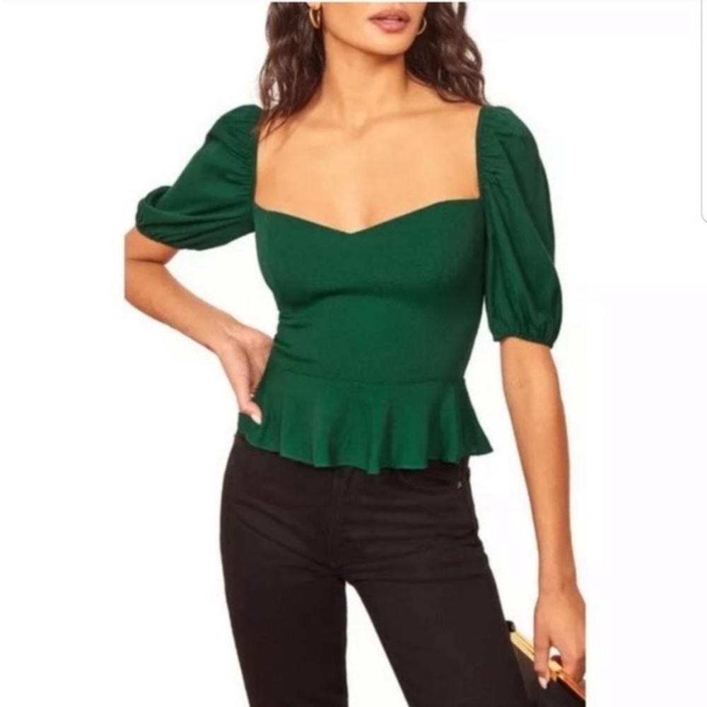 Reformation Aimee Top — Emerald Green. Will steam before I send!